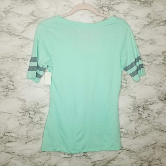 Star Wars Force Awakens Junior Womens Large L Tee - Picture 4 of 4